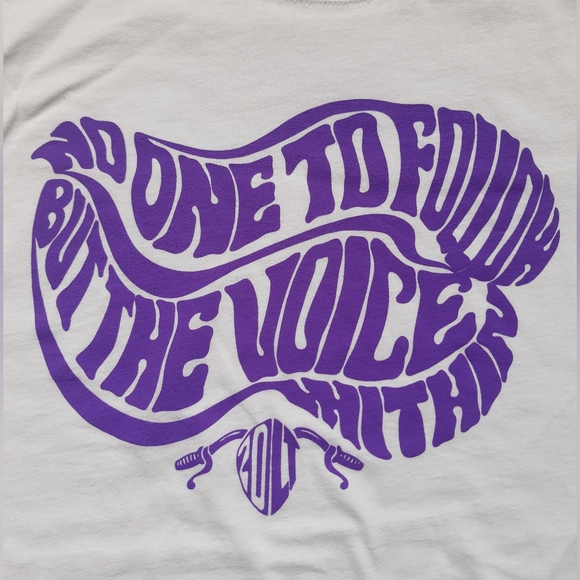 New custom printed t-shirt - Picture 1 of 3